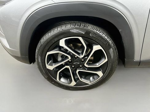 Used 2025 Chevrolet Trax RS w/ Driver Confidence Package FWD image 8