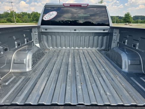 Used 2025 Chevrolet Silverado 1500 LT RWD image 12