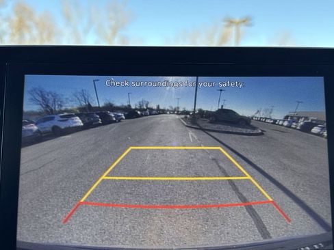 Certified 2023 Hyundai Santa Fe SE image 18