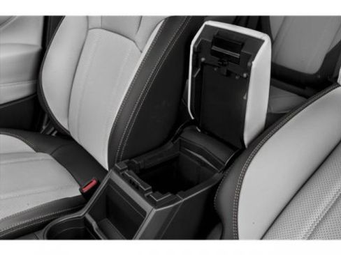 Used 2019 Subaru Forester Limited w/ Popular Package #3 image 17