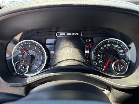 Used 2023 RAM 1500 Laramie AWD/4WD image 22