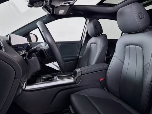 Certified 2026 Mercedes-Benz GLA 250 image 17