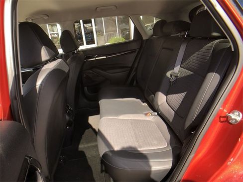 Used 2023 Kia Seltos S image 29