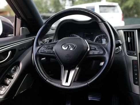 Used 2018 INFINITI Q50 Red Sport 400 w/ Sensory Package (Sport) RWD image 31