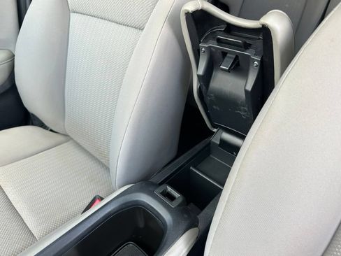 Used 2017 Honda HR-V EX image 15