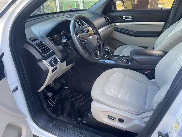 Used 2018 Ford Explorer 4WD image 16
