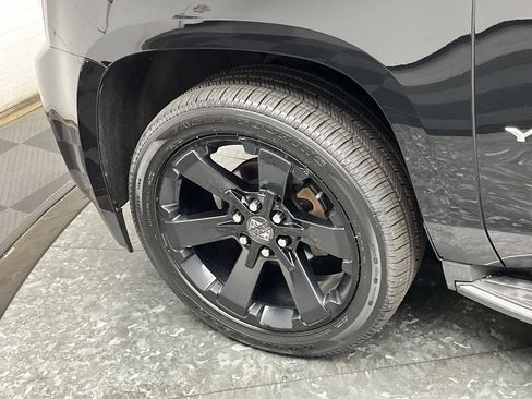 Used 2016 GMC Yukon XL SLT AWD/4WD image 37