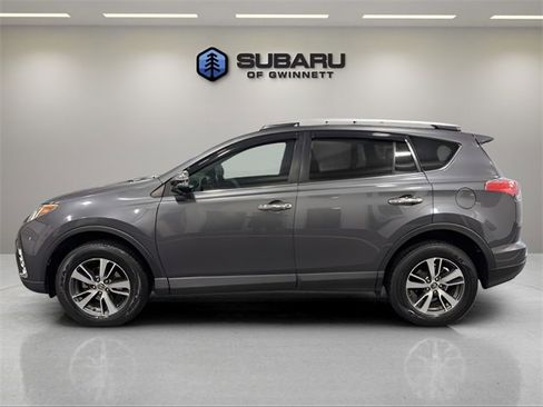 Used 2016 Toyota RAV4 XLE image 2