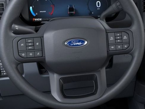 New 2026 Ford F250 XLT w/ XLT Premium Package AWD/4WD image 12
