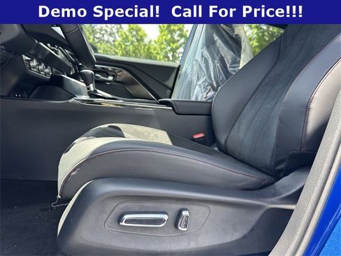 Used 2025 Acura ADX A-Spec image 9