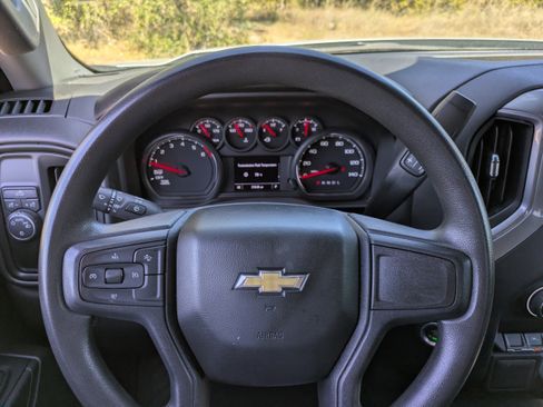Used 2024 Chevrolet Silverado 1500 Custom image 22