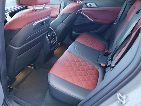 New 2026 BMW X6 xDrive40i w/ Executive Package image 19