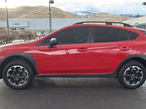 Used 2023 Subaru Crosstrek 2.0i image 6