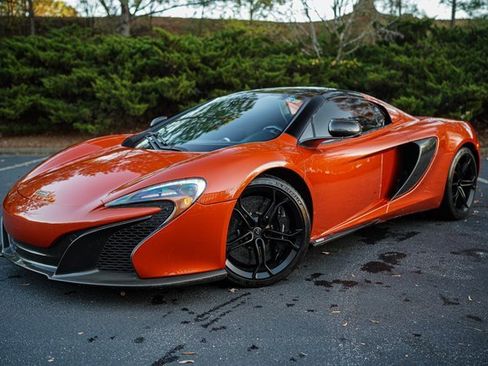 Used 2016 McLaren 650S Spider image 2