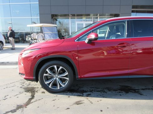Used 2018 Lexus RX 350 AWD image 2