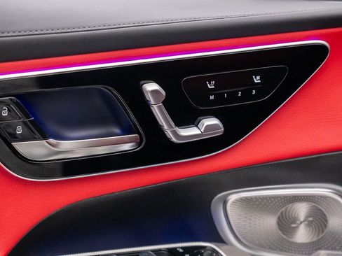 New 2026 Mercedes-Benz GLC 43 AMG 4MATIC Coupe image 17