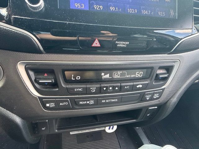 Used 2023 Honda Ridgeline RTL-E image 23