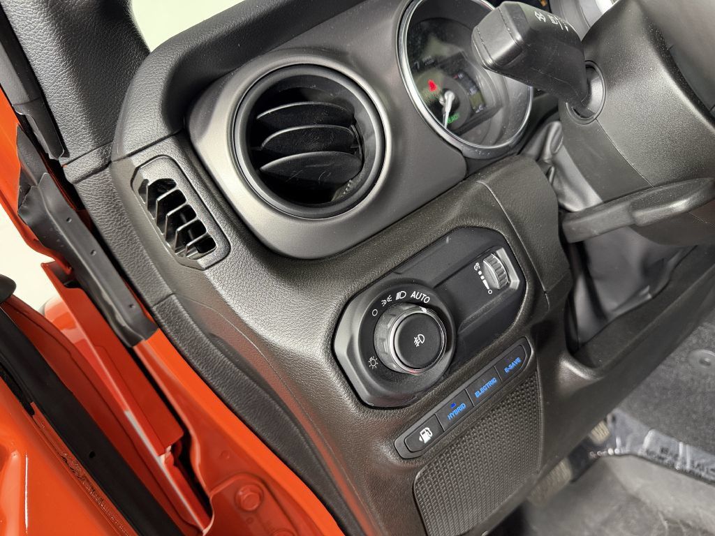 Used 2023 Jeep Wrangler Unlimited w/ 8.4" Radio Group AWD/4WD image 44