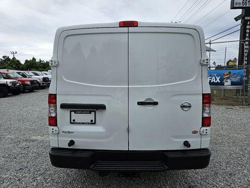 Used 2019 Nissan NV 2500 SV image 4