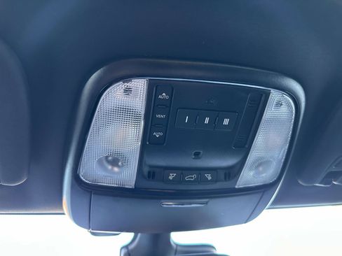 Used 2024 Dodge Durango GT image 31