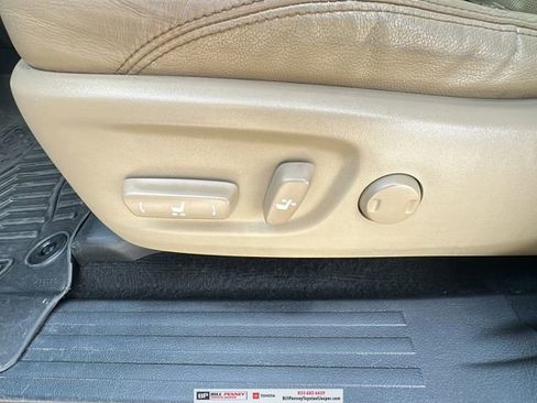 Used 2018 Toyota 4Runner Limited image 16