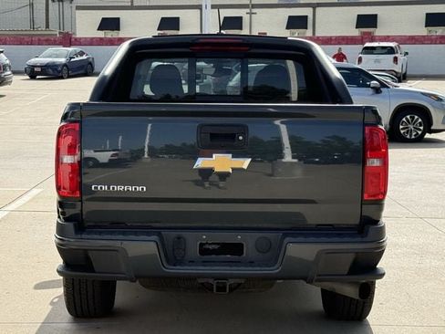 Used 2018 Chevrolet Colorado Z71 AWD/4WD image 5