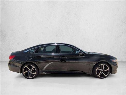 Used 2019 Honda Accord Sport image 4