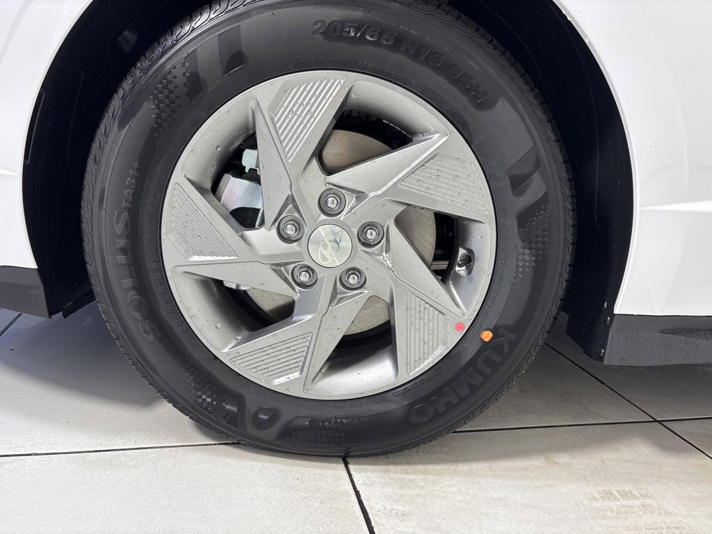 Certified 2026 Hyundai Sonata SE FWD image 9