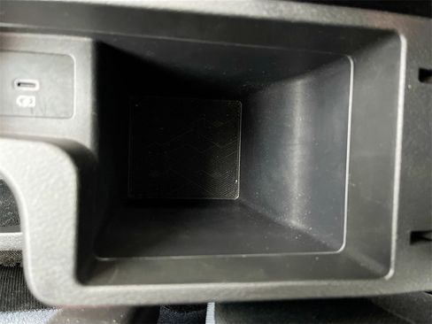 Certified 2023 Nissan Versa SV image 21