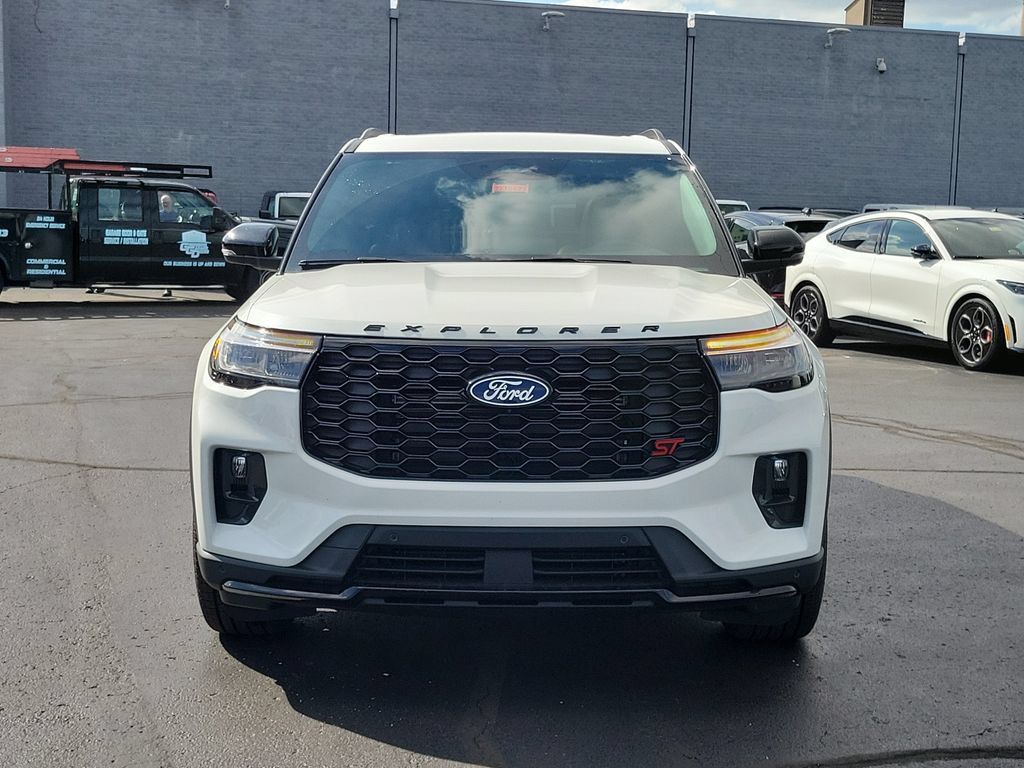 New 2027 Ford Explorer ST w/ Sun And Sound Package AWD/4WD image 2