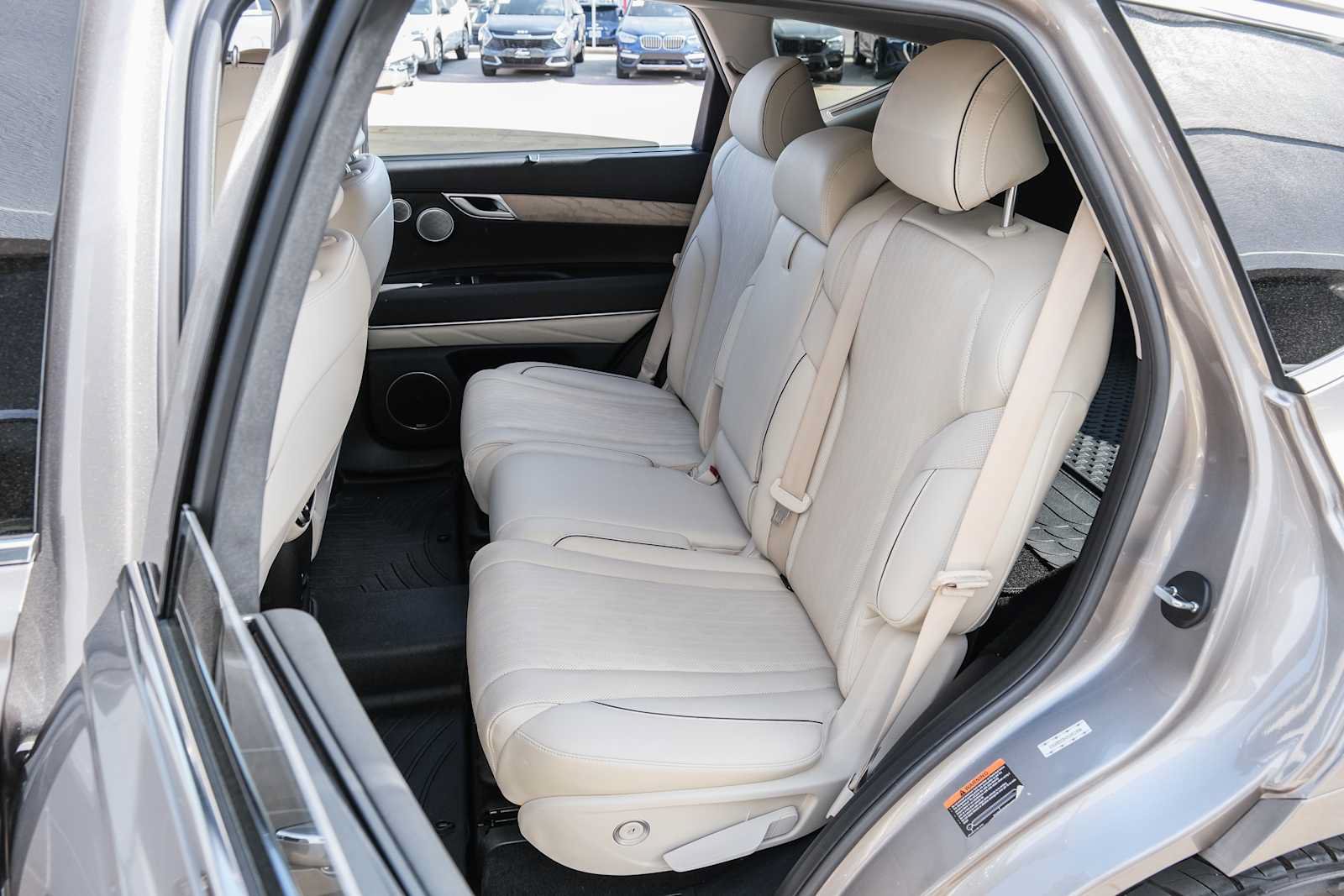 Used 2021 Genesis GV80 2.5T w/ Prestige Package 04 AWD/4WD image 29