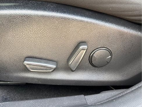 Used 2015 Ford Focus SE FWD image 16