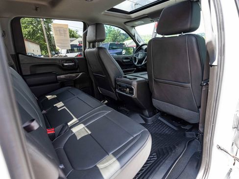 Used 2021 Chevrolet Silverado 1500 LTZ AWD/4WD image 32