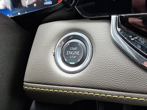 Used 2025 Chevrolet Colorado ZR2 w/ Technology Package image 33