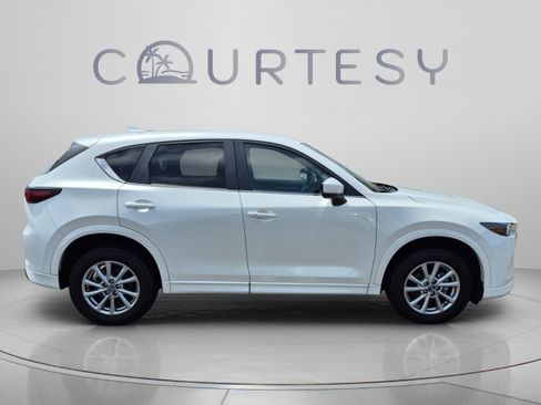 Used 2024 MAZDA CX-5 AWD 2.5 S w/ Select Package image 6