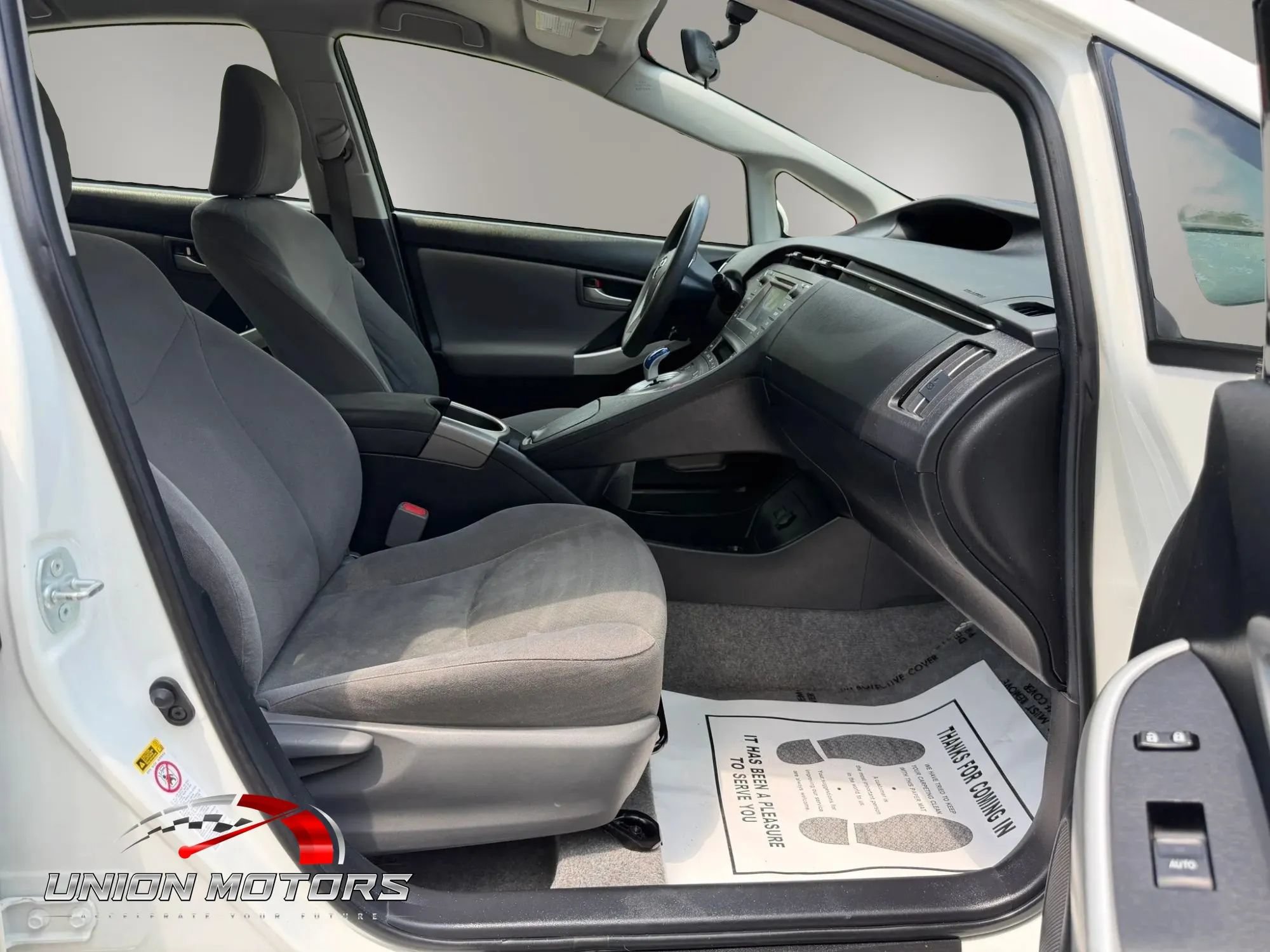 Used 2015 Toyota Prius Two FWD image 18