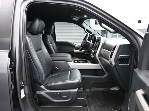Used 2022 Ford F250 Lariat w/ Tremor Off-Road Package AWD/4WD image 13