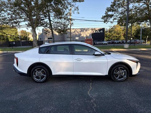 Used 2025 Kia K4 FWD image 5