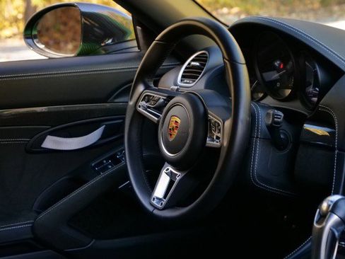 Used 2023 Porsche 718 Boxster Spyder image 34