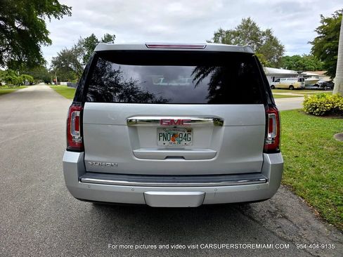 Used 2015 GMC Yukon Denali w/ Open Road Package image 18