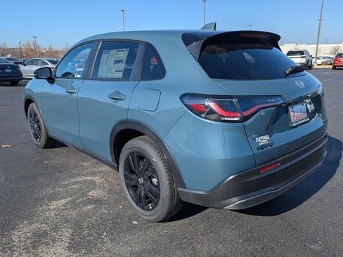 New 2026 Honda HR-V Sport image 9