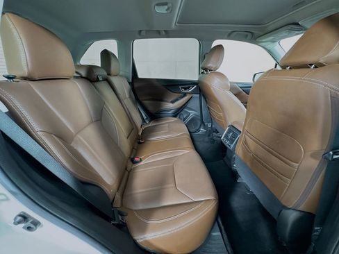 Used 2019 Subaru Forester Touring AWD/4WD image 35