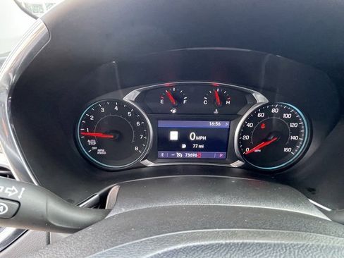 Used 2020 Chevrolet Equinox LT image 18