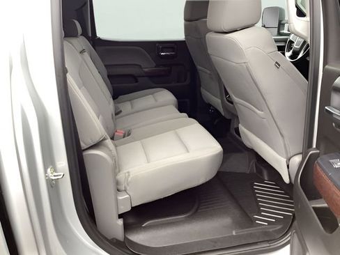 Used 2018 GMC Sierra 2500 SLE w/ SLE Preferred Package image 22