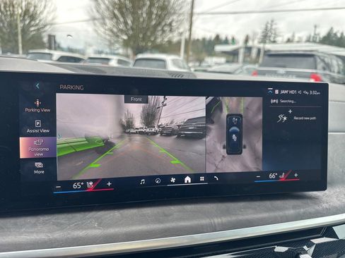 Used 2024 BMW X5 xDrive50e w/ Executive Package image 18