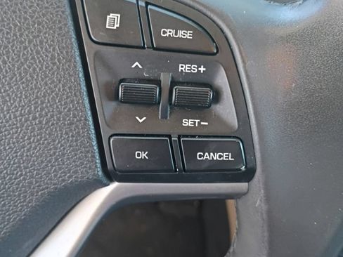 Used 2017 Hyundai Tucson Limited FWD image 16