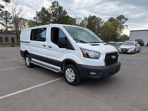 Used 2024 Ford Transit 250 Low Roof w/ Exterior Upgrade Package RWD image 7