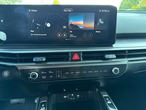 Certified 2025 Kia Sorento S AWD/4WD image 23
