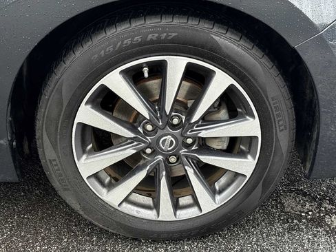Used 2016 Nissan Altima 2.5 SL FWD image 32