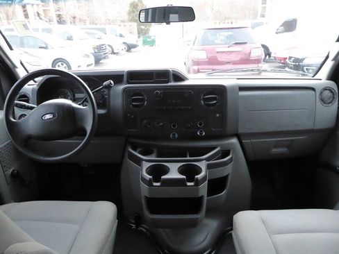 Used 2013 Ford E-350 and Econoline 350 XL image 9